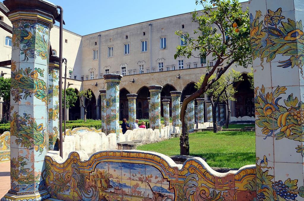 La Finestra Sul Monastero Chiostro Hotel Nápoles Habitación foto